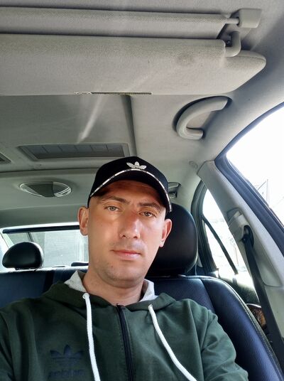  ,   Denis, 42 ,   ,   , c 