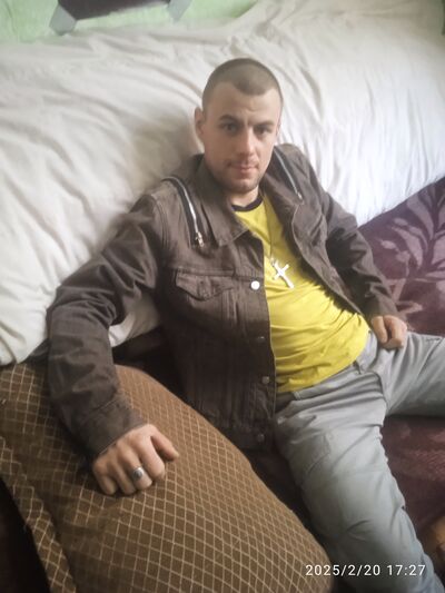  ,   Roman, 32 ,   ,   