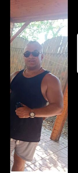  ,   Rashad, 44 ,   ,   