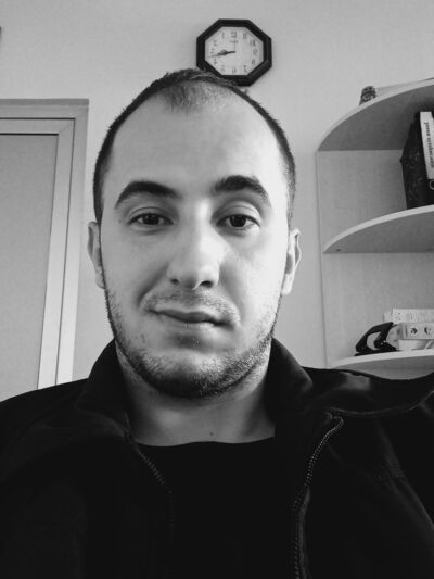  ,   Vitalik, 32 ,   ,   