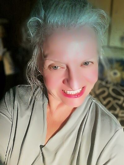  ,   Olga, 64 ,   c 