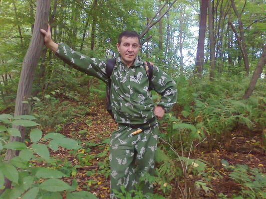 ,   JoniDep, 53 ,   