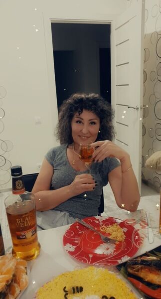  ,   Adora, 59 ,     , c 