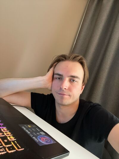  ,   Andrew, 27 ,   ,   , c , 