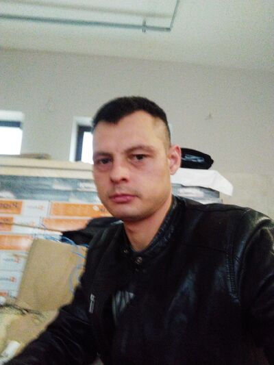  ,   Dmitry, 33 ,   c 