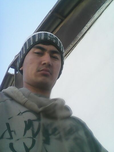  ,   Abdumalik, 33 ,   