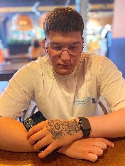 ,   Nikkaevaz, 25 ,   ,   