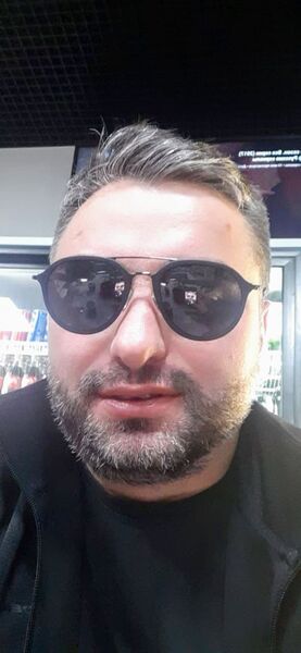  ,   Mark, 40 ,   ,   