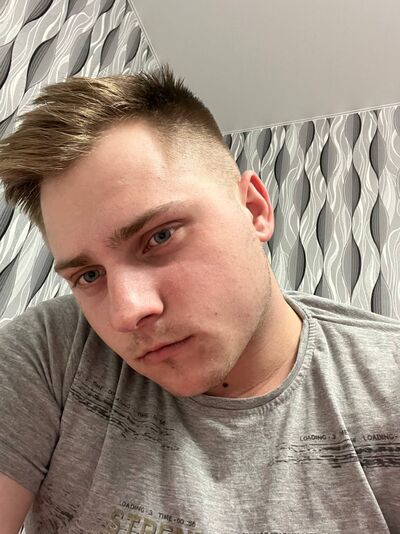  ,   Denis, 22 ,   ,   