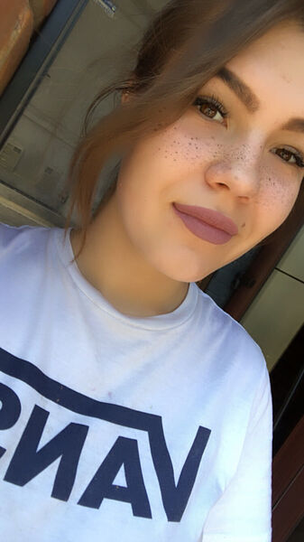  ,   Anna, 25 ,   ,   