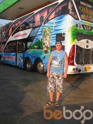  ,   Leoo, 49 ,   ,   , c 