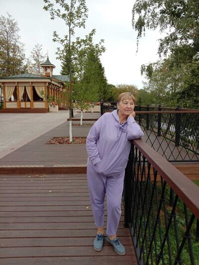  ,   Elena, 69 ,     