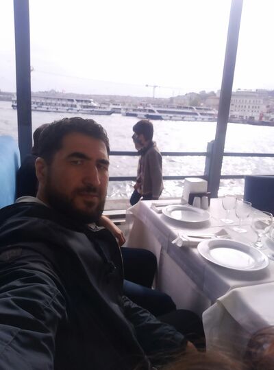  ,   Arman, 42 ,   ,   