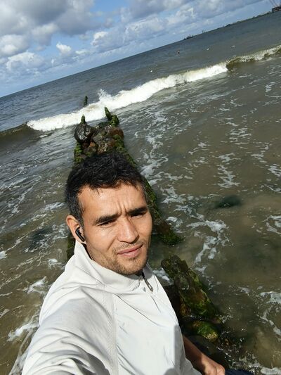  ,   Tulqinboy, 32 ,   ,   