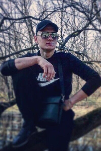  Richmond Hill,   , 28 ,   