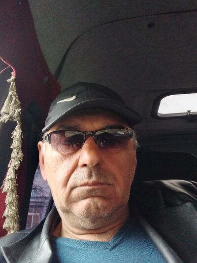  ,   Ruben, 47 ,   ,   