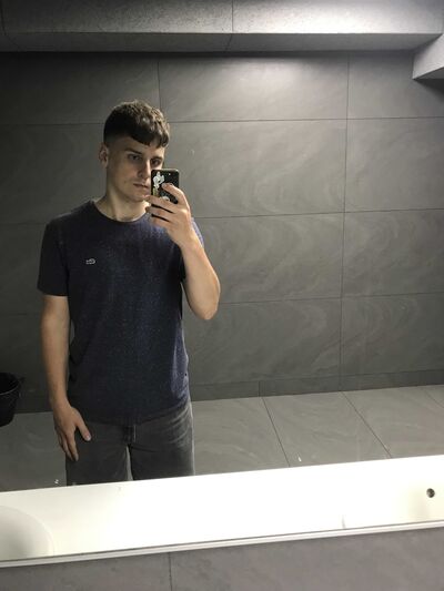  ,   Vlad, 32 ,   ,   