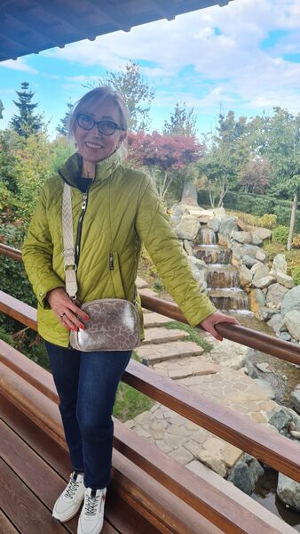  --,   , 65 ,     , c 