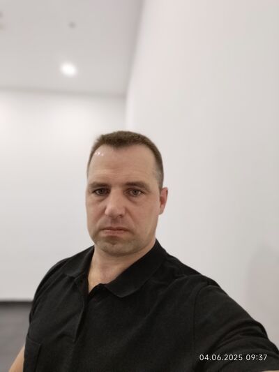  ,   Dima, 44 ,   ,   , c , 