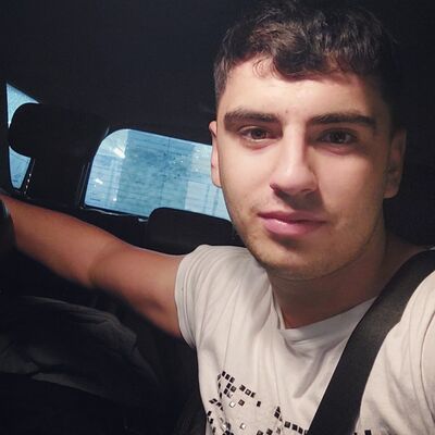 ,   Anatol, 21 ,   ,   