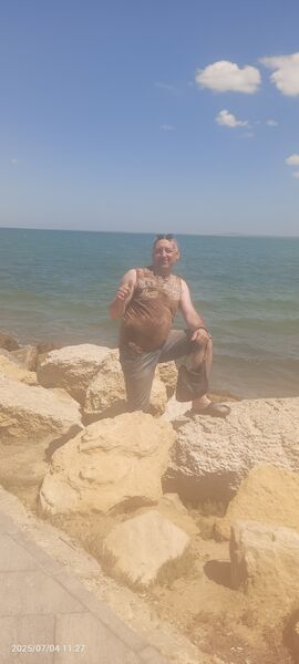  ,   Andrei, 46 ,     , c 