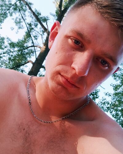  -,   Illia, 22 ,   ,   