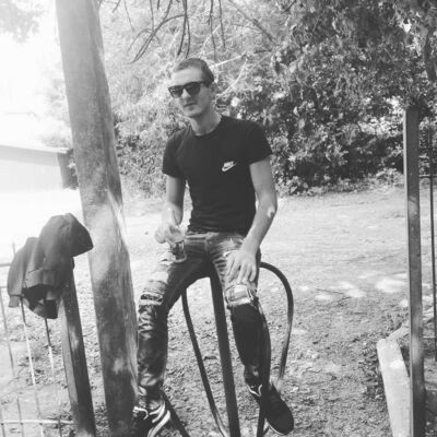  ,   Dima, 31 ,   