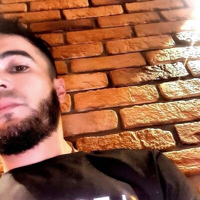  ,   Amir, 31 ,   ,   