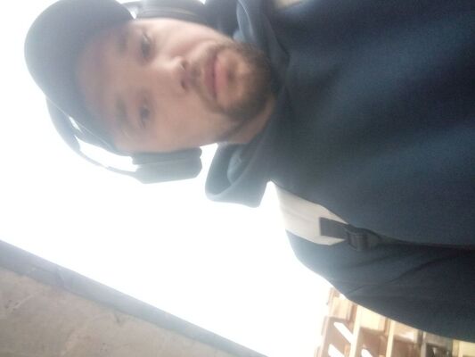  -,   Nikolai, 32 ,   