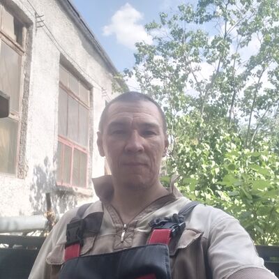 ,   Ruslan, 41 ,   ,   
