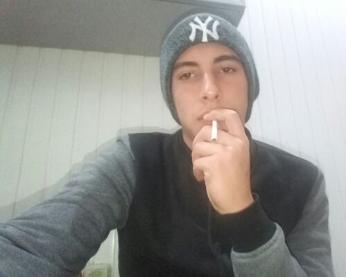  ,   Gio, 25 ,   ,   , c 