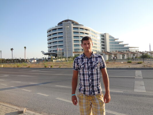  ,   Valentin, 35 ,   ,   , c 