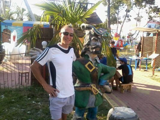   ,   Oleg Bostan, 39 ,   ,   , c 