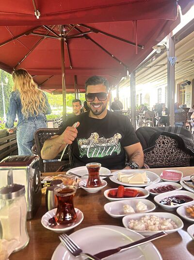  ,   Kaan, 31 ,   ,   