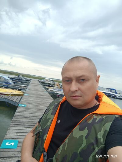  ,   Nikolay, 42 ,   ,   