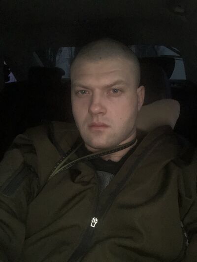  ,   Vlad, 32 ,   ,   