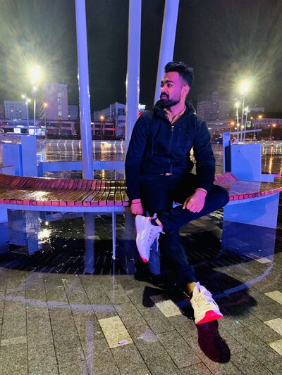  ,   Rohit, 28 ,   ,   , c 