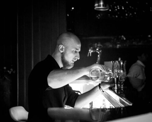  ,   Ragnar, 37 ,   ,   