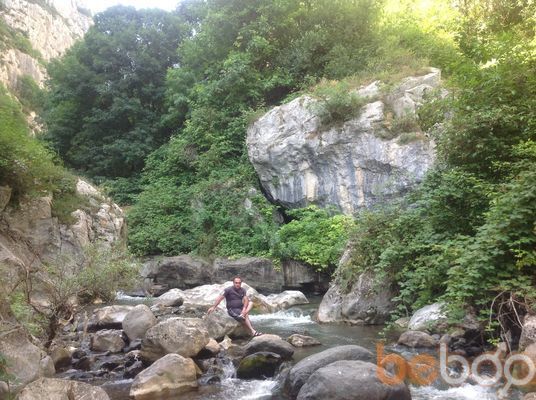  3275028  Arman, 46 ,    