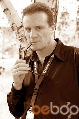  ,   Victor, 64 ,   , 