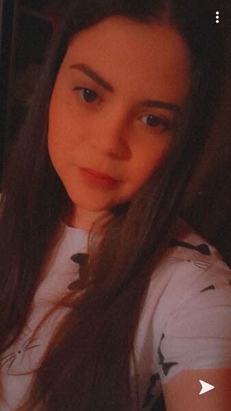  ,   Anecika, 26 ,   ,   