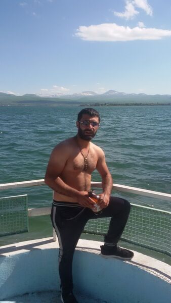  ,   ARTYOM, 36 ,   ,   , c 