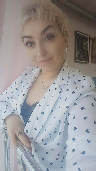  ,   Tati, 36 ,  