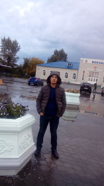  ,   Umrbek, 37 ,   ,   