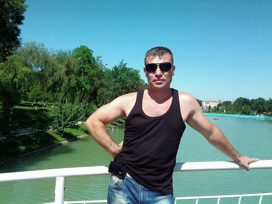  ,   Maks, 52 ,   