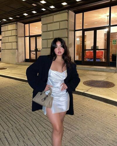  ,   Ariana, 25 ,   ,   