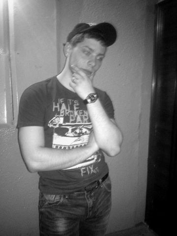  ,   Viktor, 31 ,   ,   , c , 