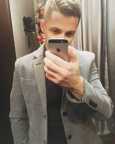  ,   Dow, 32 ,   