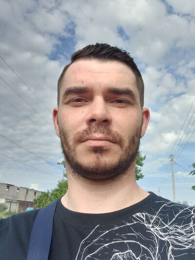  ,   Denis, 32 ,   ,   , c 