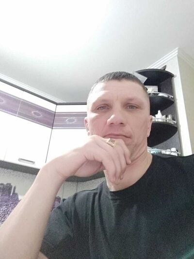  ,   Sergej, 50 ,  